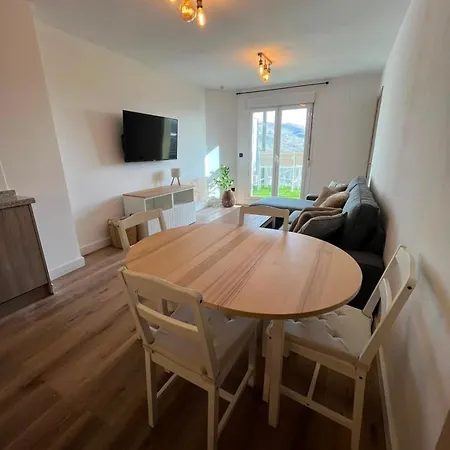 Apartment, Card *