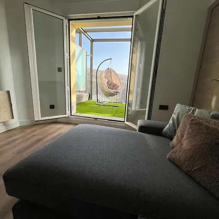 Apartment, Card Appartement *